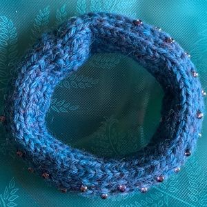 Peacock Blue Knitted Bracelet With Beading